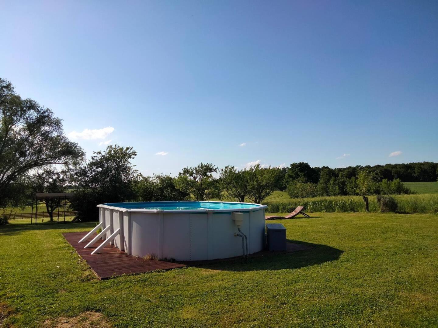 Bed and Breakfast La Grange A Outeaux Montpont-en-Bresse Zewnętrze zdjęcie